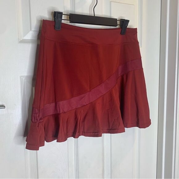 Ekouaer Maroon Golf Skort Size Large - Picture 2 of 13